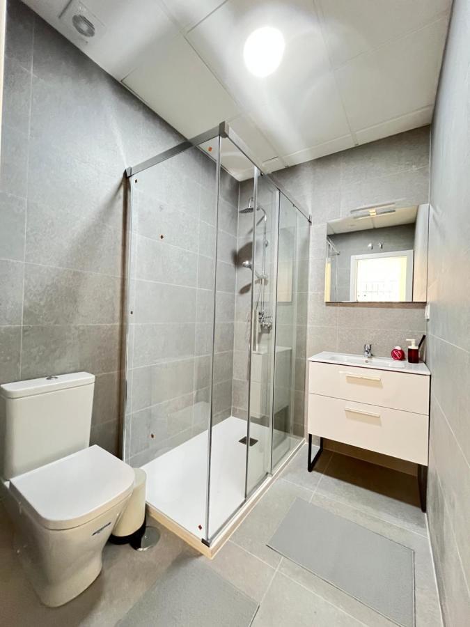 Acogedor Infanta Mercedes Apartment Madrid Bagian luar foto
