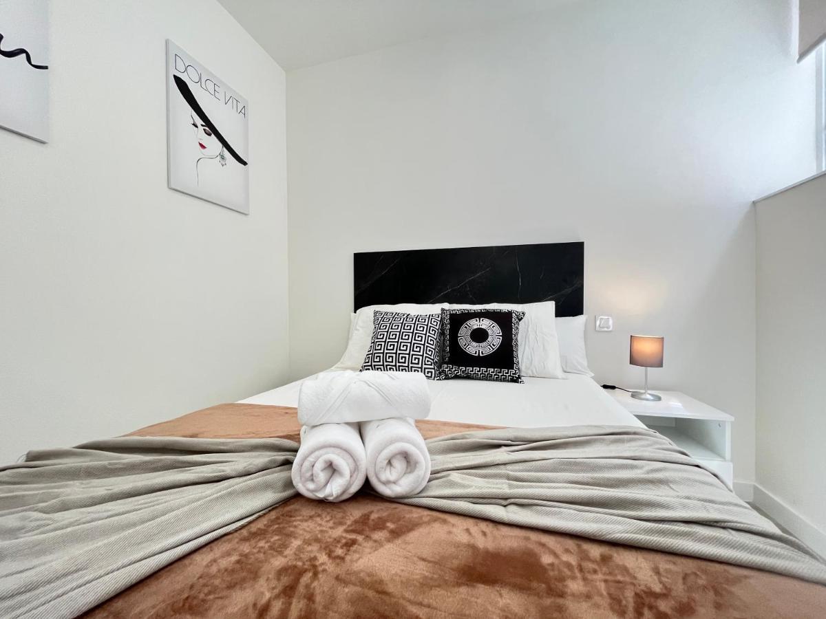 Acogedor Infanta Mercedes Apartment Madrid Bagian luar foto